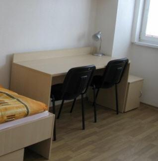 Uninova Hostel Pozsony Szoba fotó